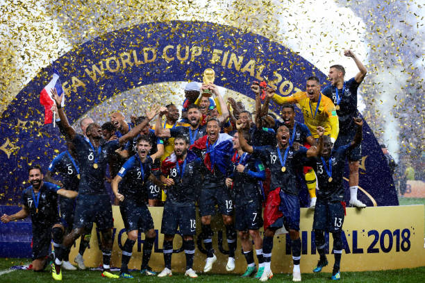 雪运动的发 雪运动的发